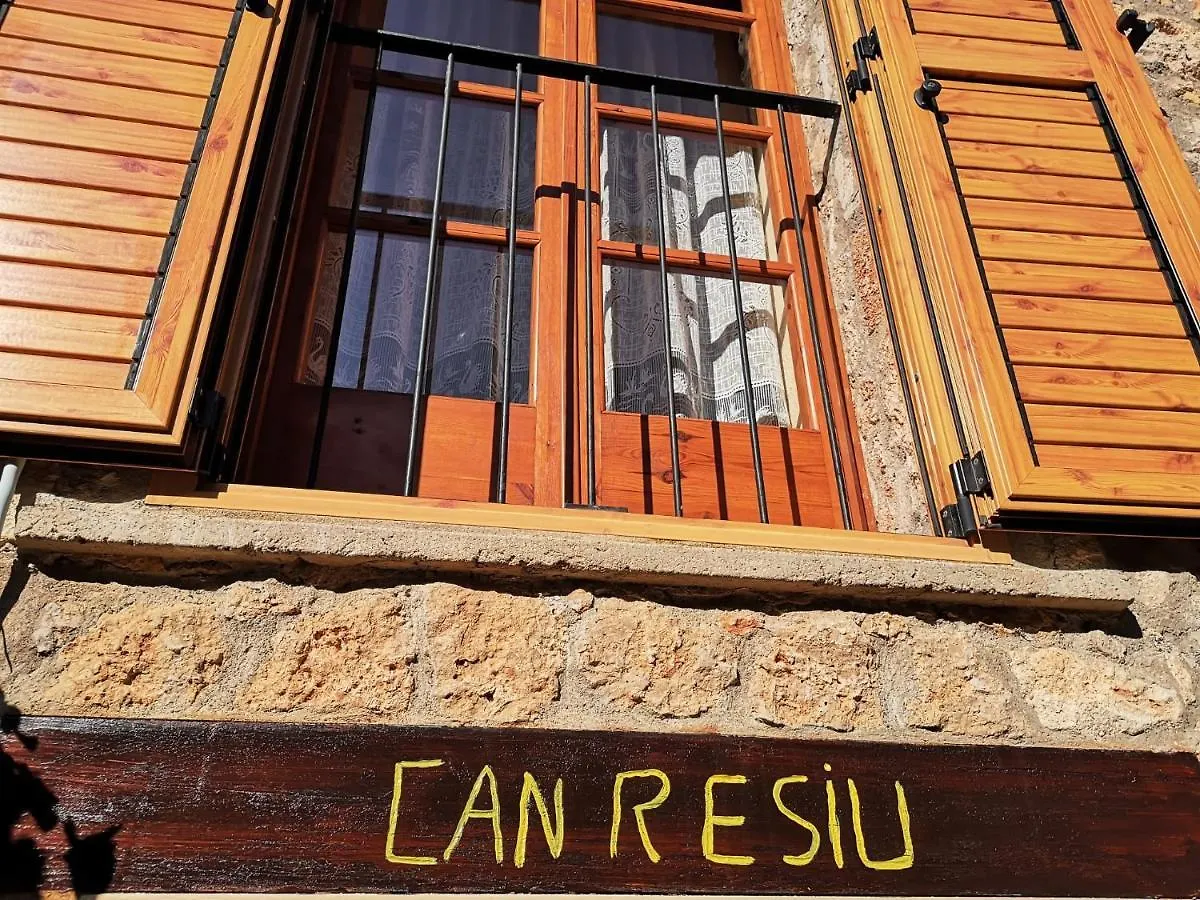 Can Resiu Seriñá Chalet